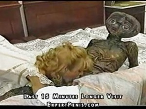 Порно 80-х с пришельцем